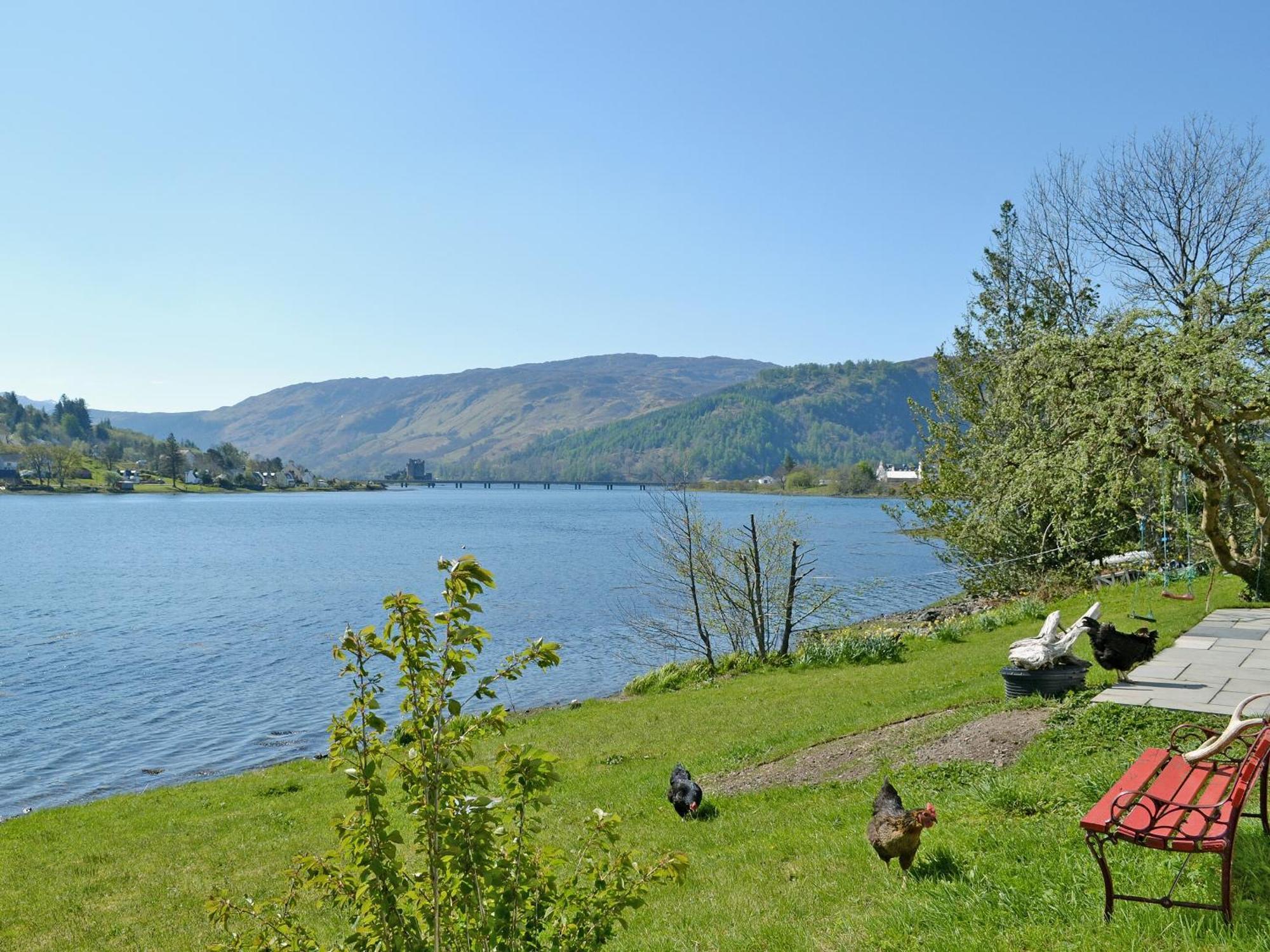 Loch Shore Cottage Dornie Exterior foto